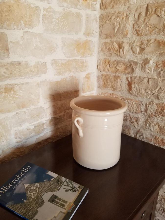 Antico Trullo Immerso Nella Campagna Alberobello Zewnętrze zdjęcie