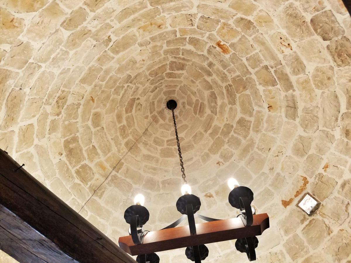 Antico Trullo Immerso Nella Campagna Alberobello Zewnętrze zdjęcie